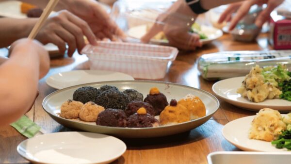 【開催レポート】五感を使って楽しむおはぎ体験 〜フリーランス栄養士がつくる“食とコミュニティの場”〜