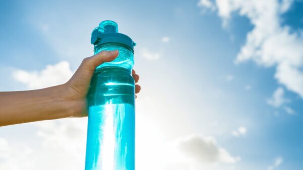 “また水筒の中身が減ってない！” 心配を回避する５つの解決策